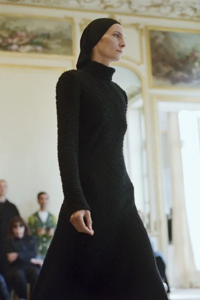 Look 13